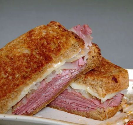 Reuben - QuickieSubs.com